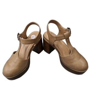 Yellow Box Lubbock Mary Jane Clogs Nude/Tan Womens Size 8